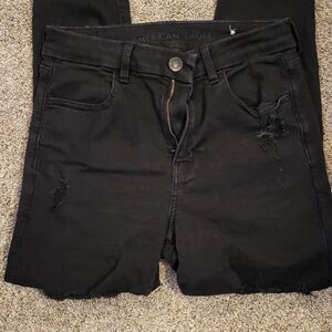 American Eagle Outfitters Women's Black Cropped Jeans